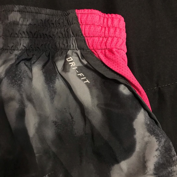 Bundle of 2 shorts - Picture 6 of 6